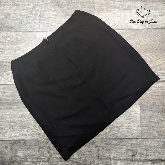 H&M Beaded Sequin Mini Skirt Size 4 - Picture 5 of 5